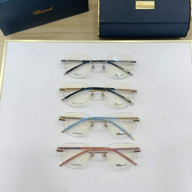 Picture of Chopard Sunglasses _SKUfw62587390fw